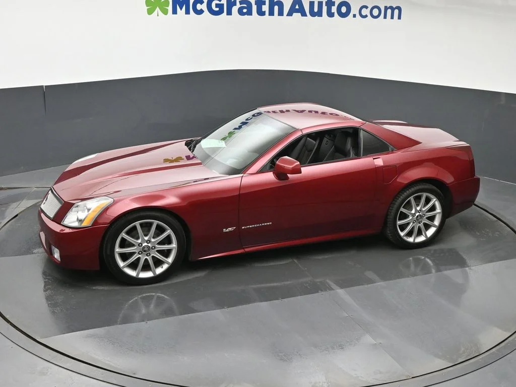 Used 2007 Red Cadillac Base image 20