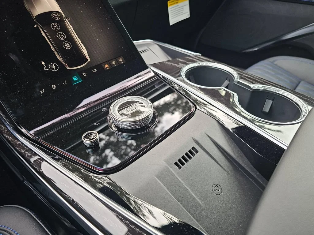 2026 Cadillac Escalade IQ Luxury - Photo 28