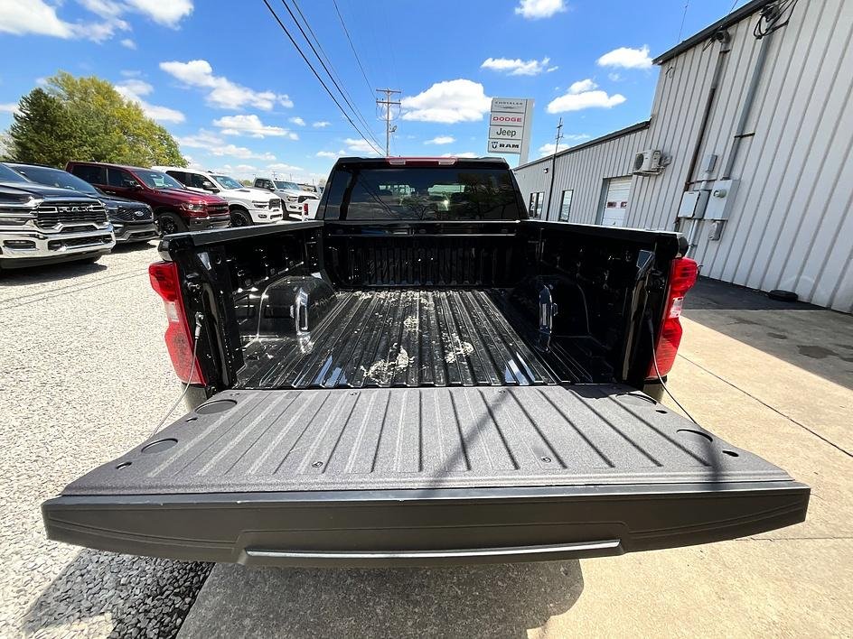 Used 2026 Black Chevrolet LT image 7