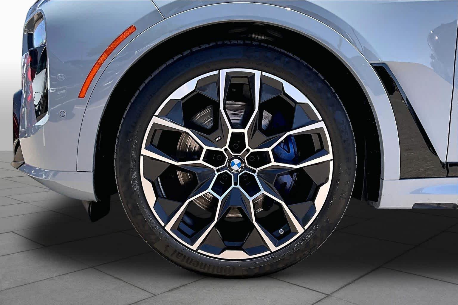 Used 2024 Brooklyn Grey Metallic BMW xDrive40i image 11