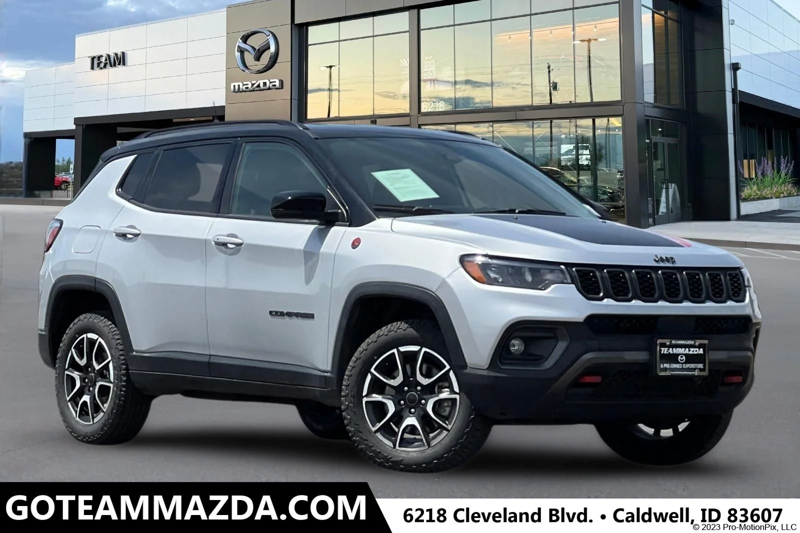 2025 Jeep Compass Trailhawk 4X4's photo