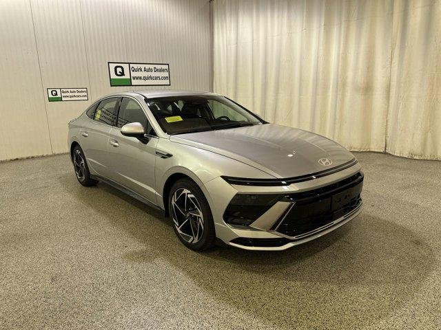 2026 Hyundai Sonata SEL - Photo 3