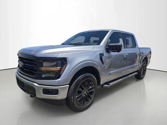 New 2026 Iconic Silver Metallic Ford XLT image 1