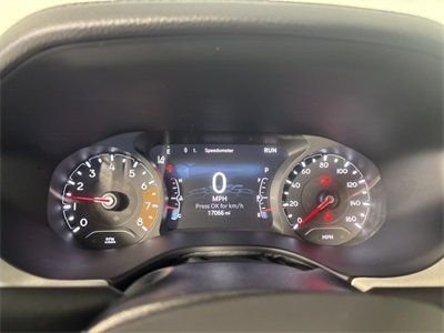 Certified Used 2024  Jeep Limited image 13