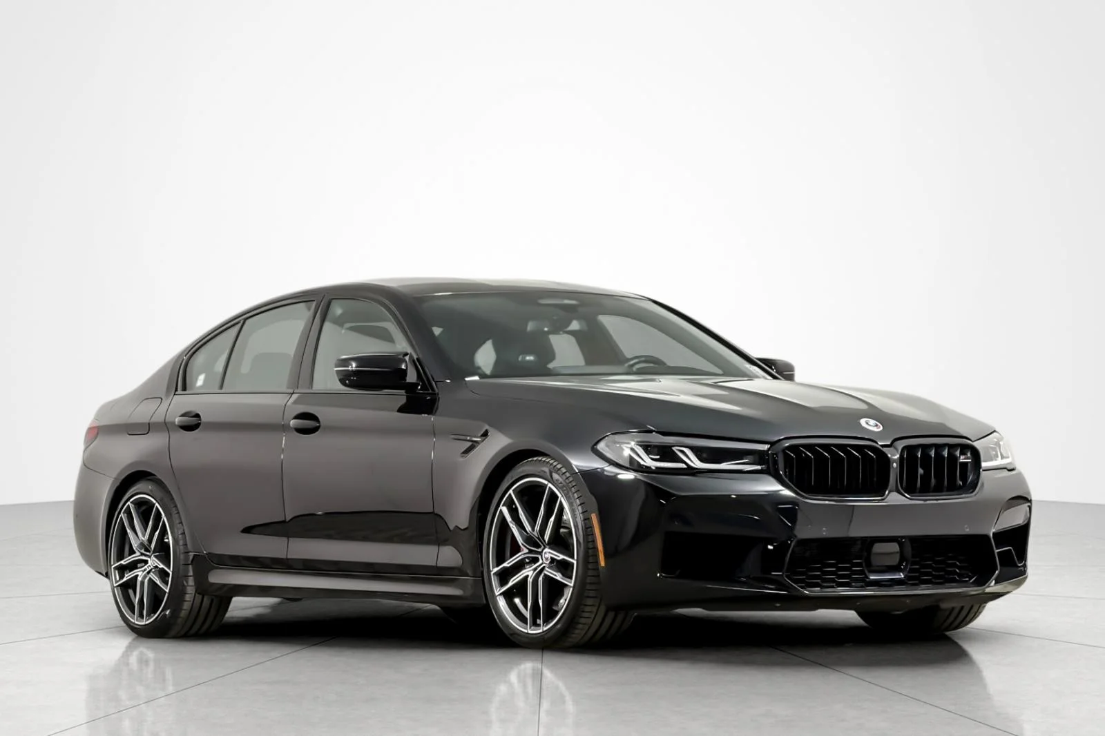Used 2023 BLACK SAPPHIRE BMW Sedan image 7