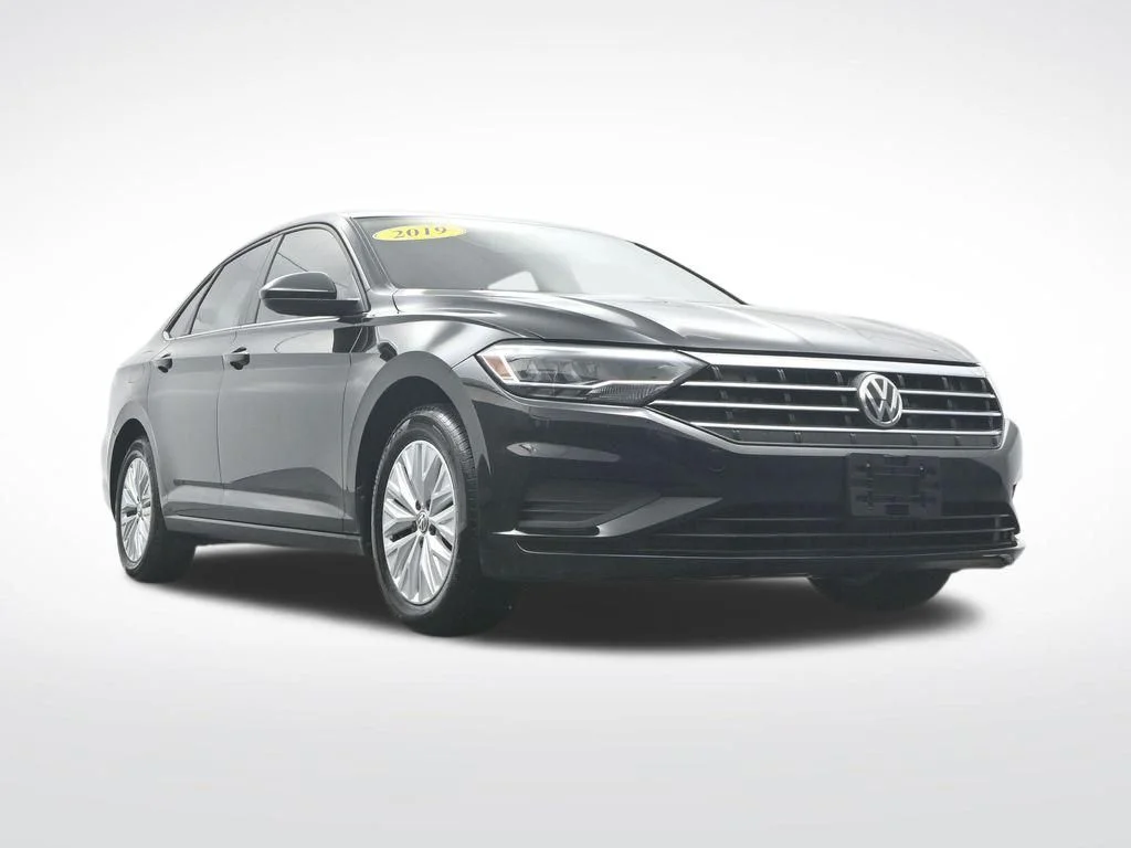 Used 2019 Black Volkswagen 1.4T S image 37
