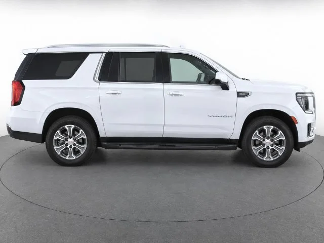 Used 2023 SUMMIT WHITE GMC Denali image 8