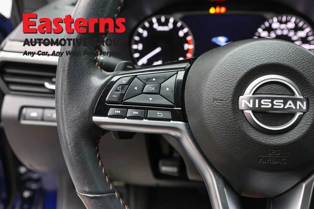 Used 2024 Blue Nissan 2.5 SR image 15