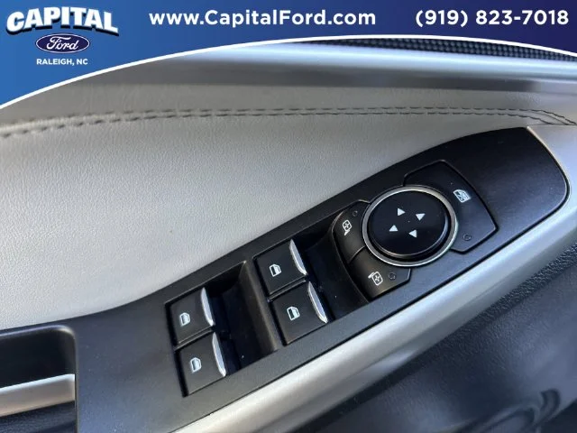 Used 2023 Silver Ford XLT image 21