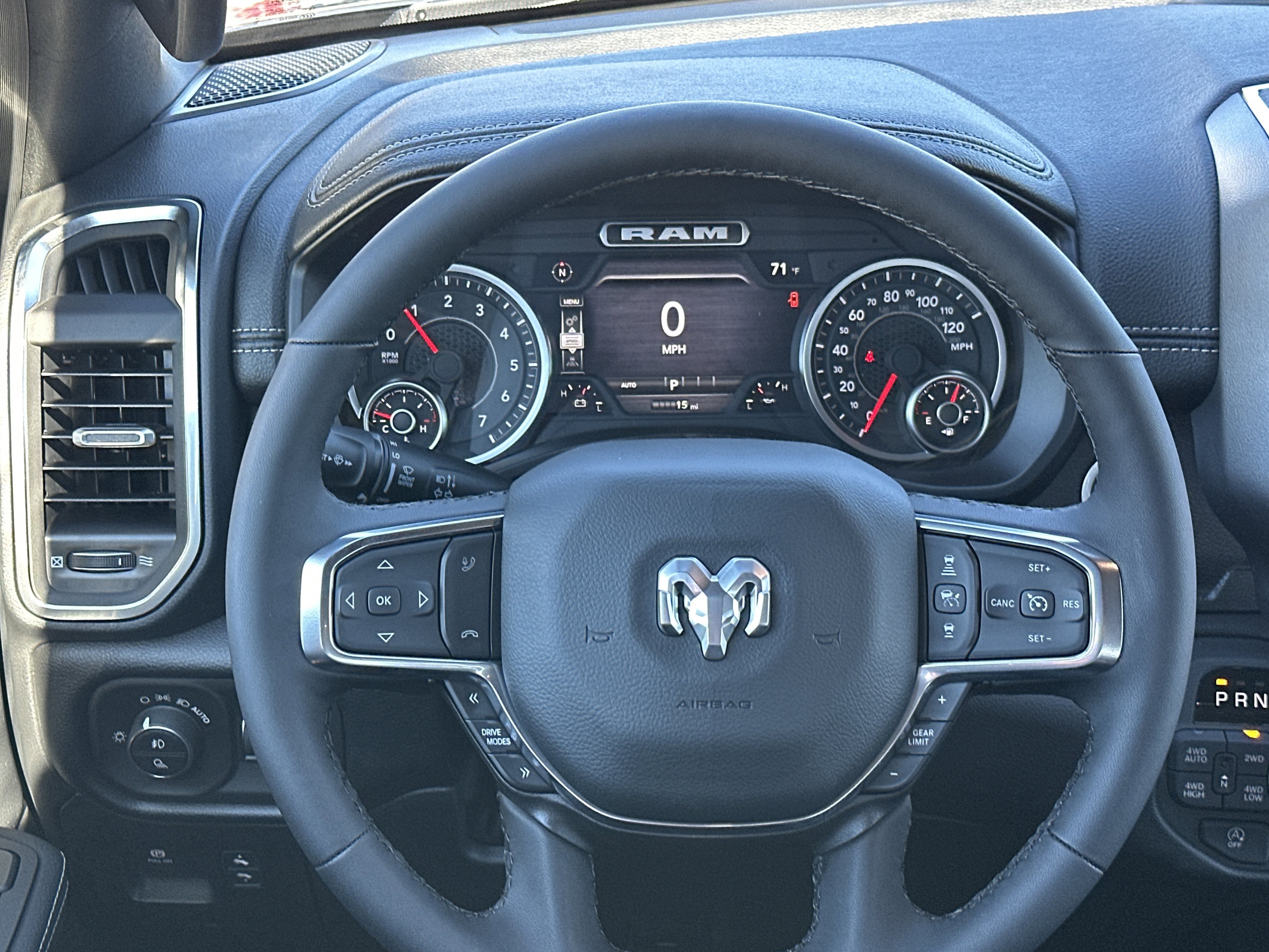 2026 RAM 1500 Laramie - Photo 24