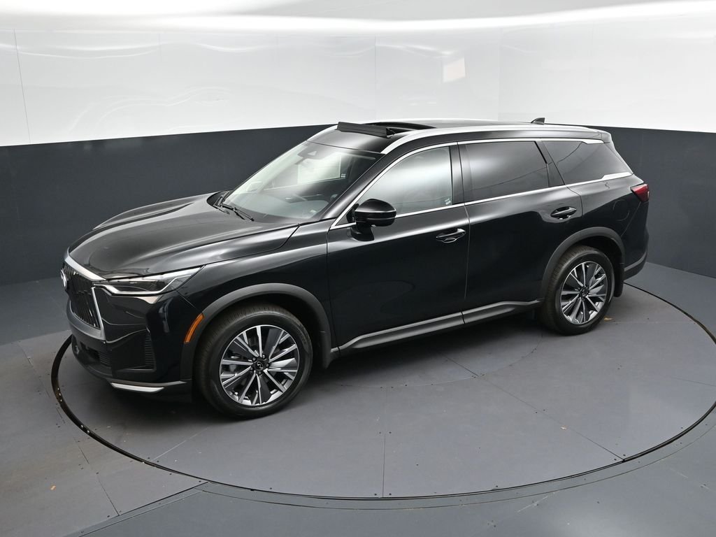 New 2027 MINERAL BLACK INFINITI Luxe FWD image 32
