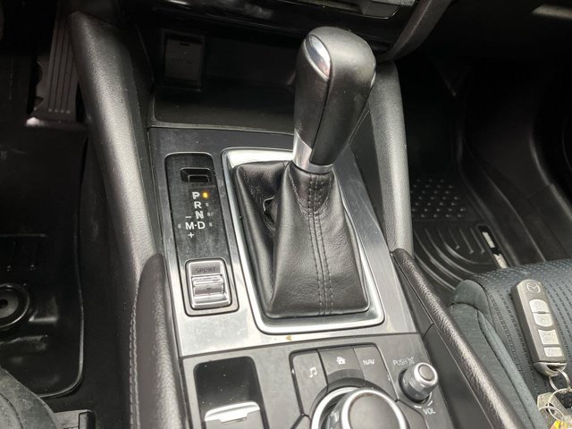 Used 2016 Soul Red Metallic Mazda i Sport image 20