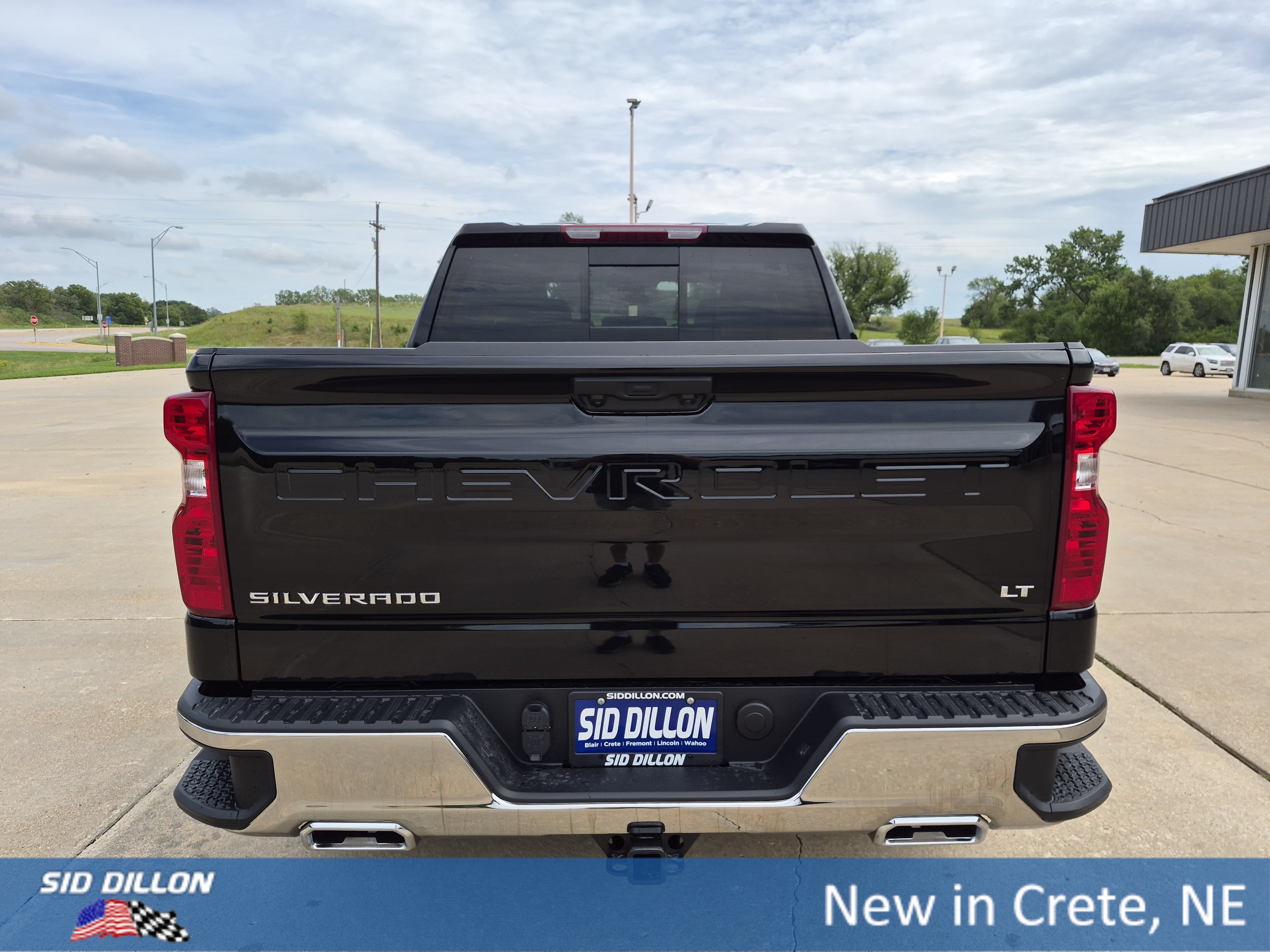 New 2026 Black Chevrolet LT image 17