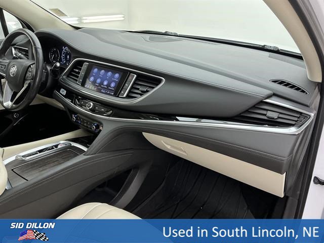 Used 2023 White Frost Tricoat Buick Avenir image 25