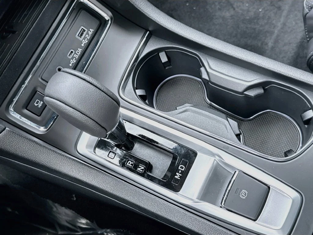 New 2027 White Subaru Limited image 21
