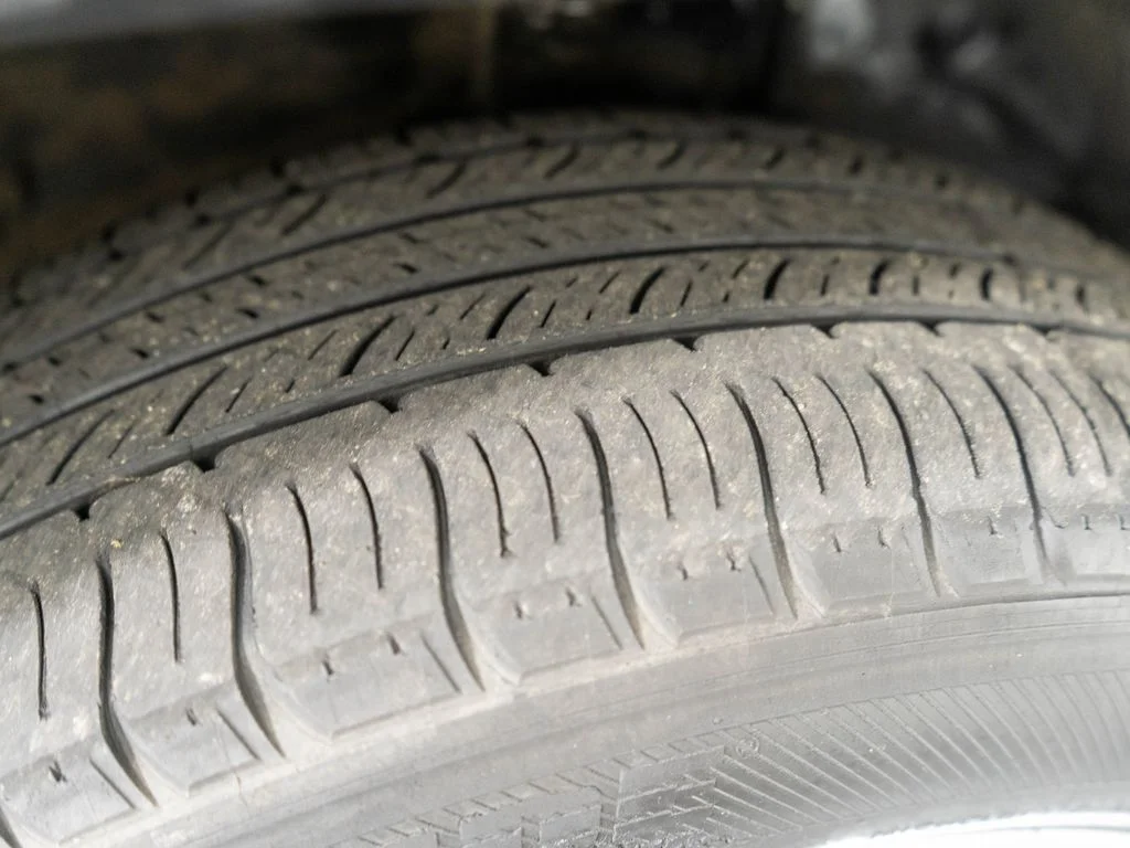 Used 2012 Black Lexus 450h image 33