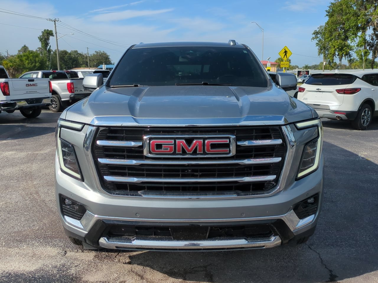 Used 2025 Sterling Metallic GMC Elevation image 9