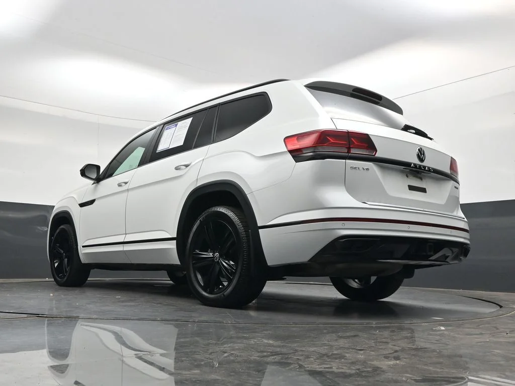 Used 2023 Opal White Volkswagen 3.6L V6 SEL R-Line image 47