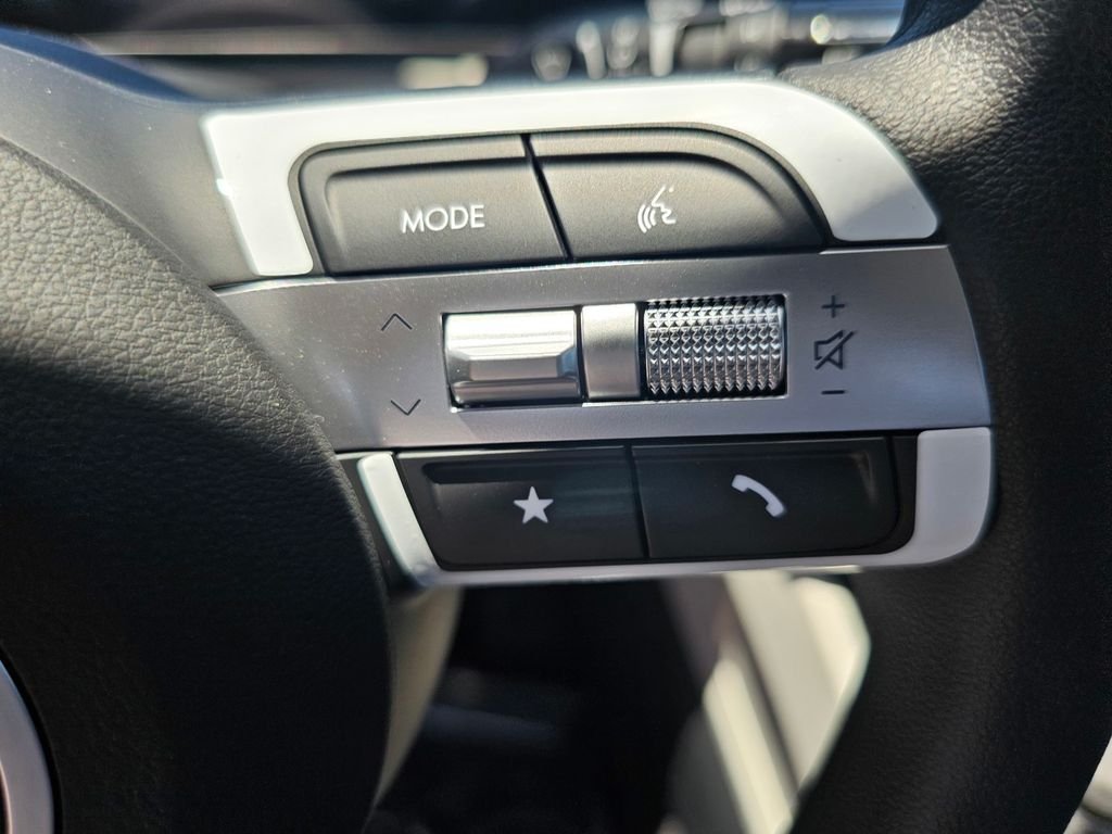 New 2026 Black Hyundai SE image 27