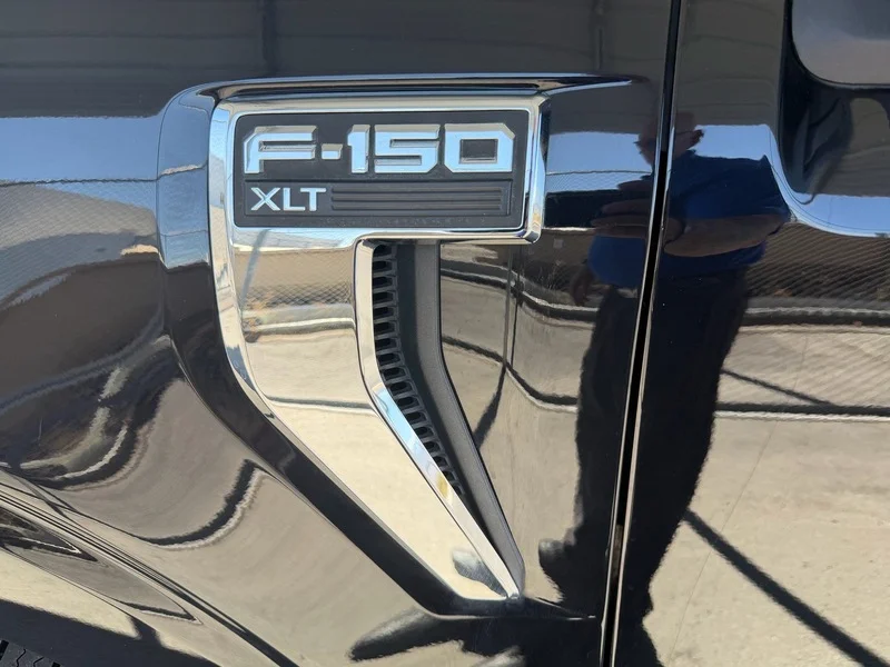 Used 2021 Agate Black Metal Ford XL image 23