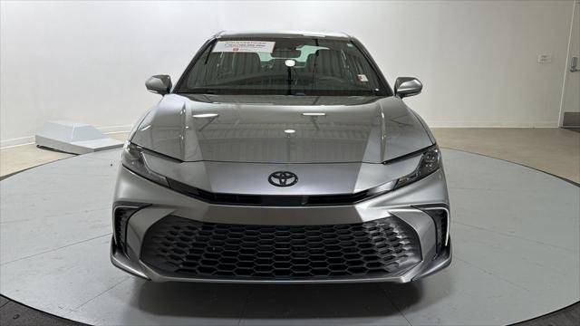 Certified Used 2026 PRECIOUS METAL Toyota SE image 2