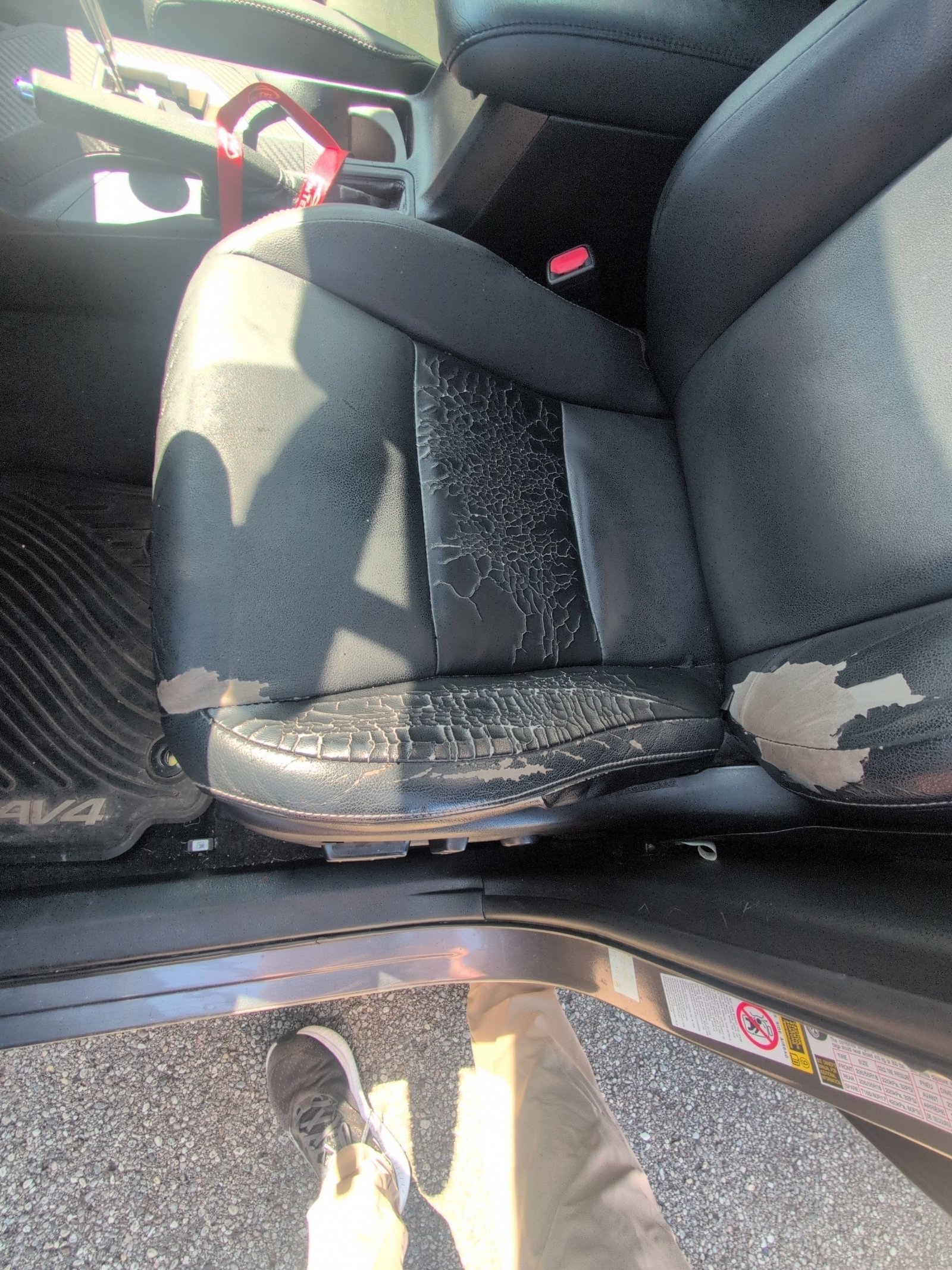 Used 2013 Magnetic Gray Pearl Toyota Limited image 29