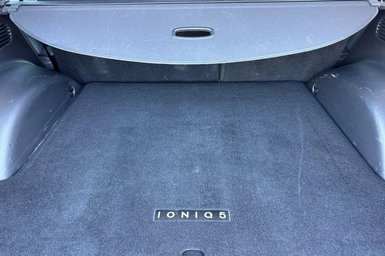 Used 2024 Abyss Black Hyundai Limited image 15
