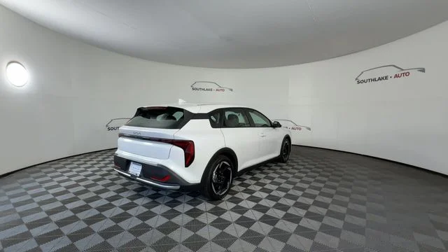 New 2026 Snow White Pearl Kia EX image 8