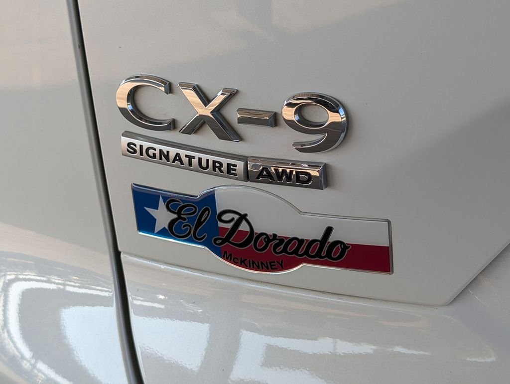 Used 2023 White Mazda Signature image 37