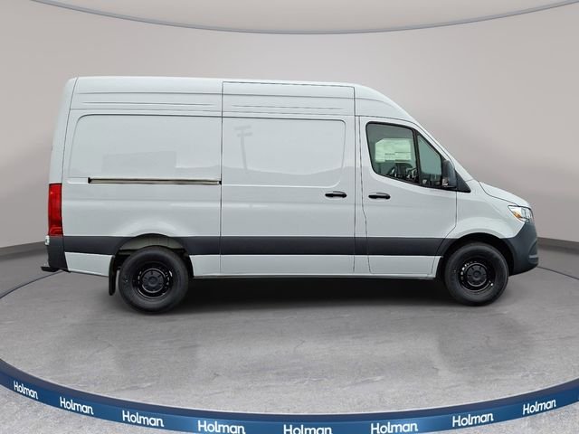 New 2026 Arctic White Mercedes-Benz Cargo 144 WB image 3