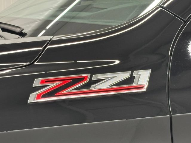 Used 2025 Black Chevrolet Z71 image 6