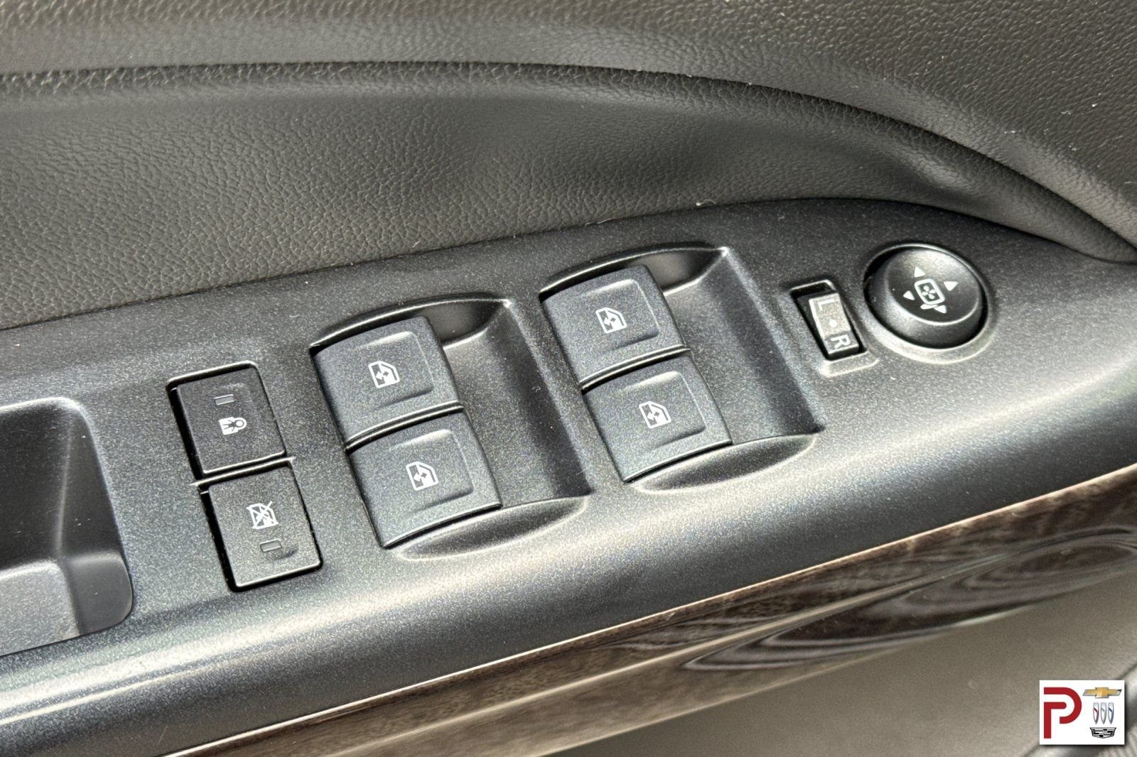 Used 2020 Black GMC SLT image 13