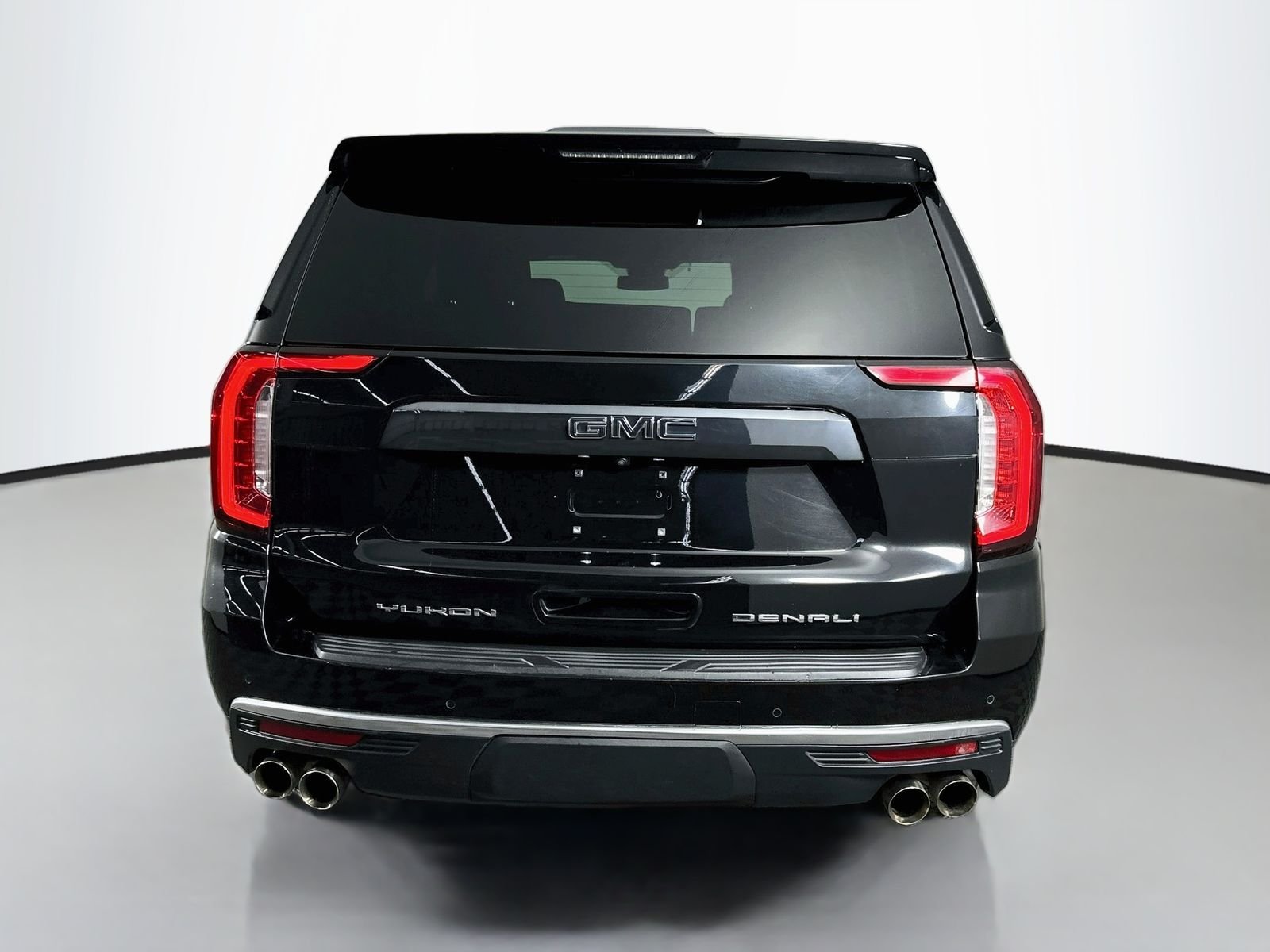 Used 2023 Onyx Black GMC Denali image 7