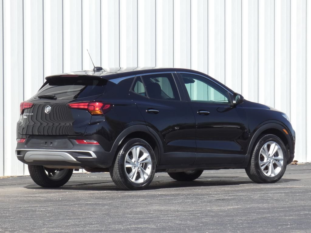 Used 2023 Black Buick Preferred image 3