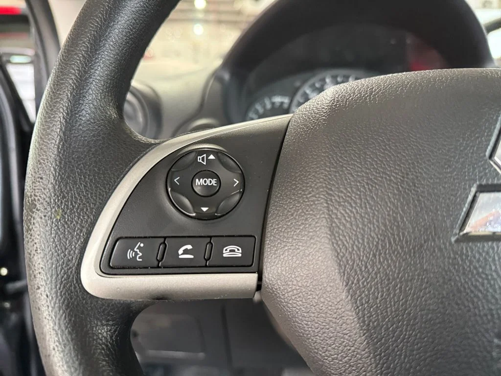 Used 2024  Mitsubishi  image 24
