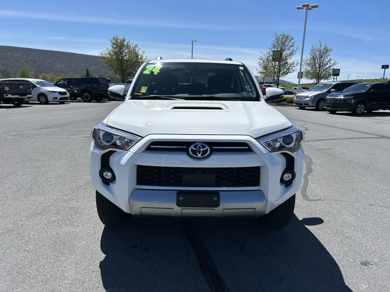 Used 2024  Toyota  image 2