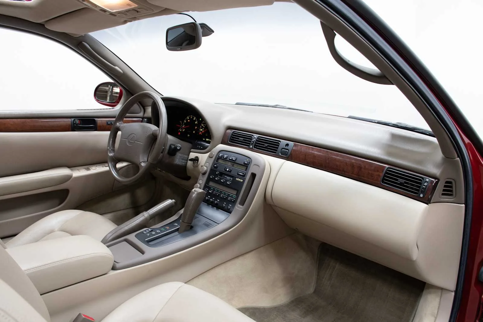 Used 1992 GARNET PEARL Lexus  image 17