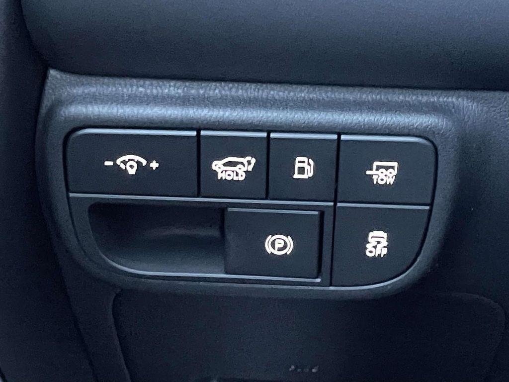 New 2026 Gray Hyundai Blue SEL Premium 7P image 21