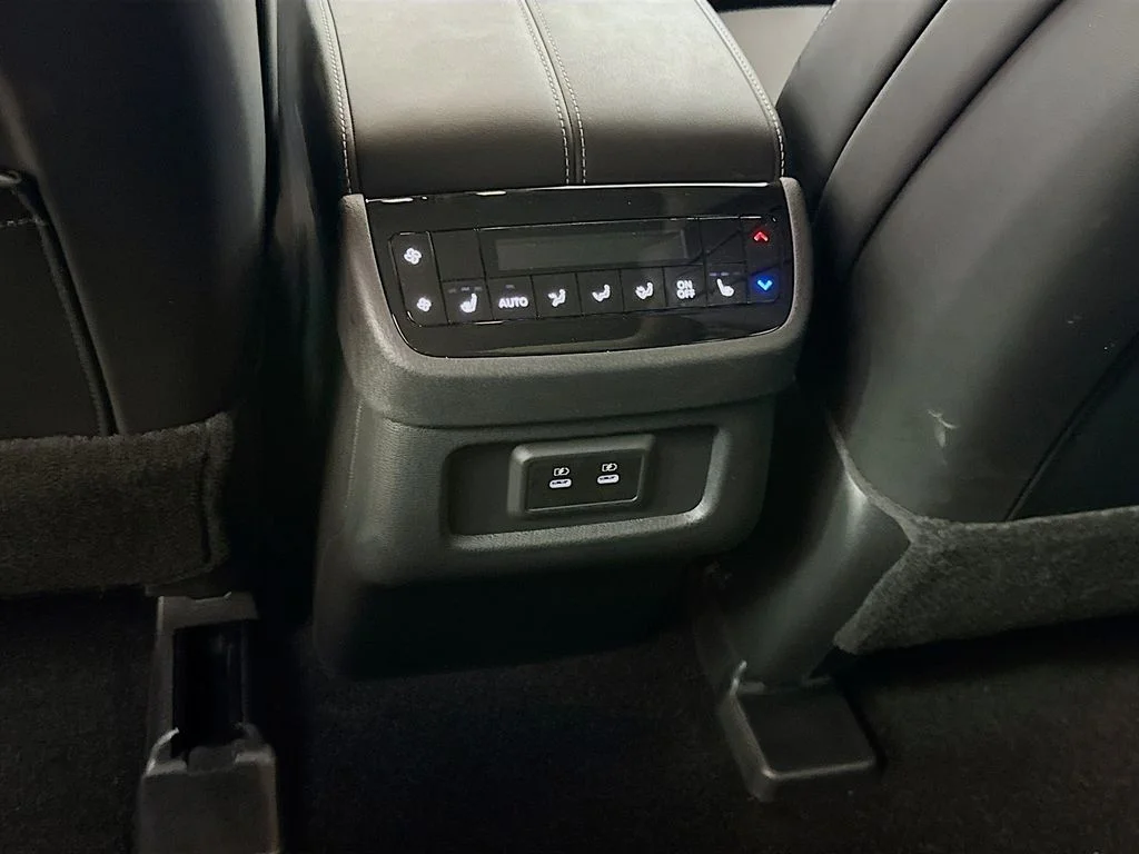 Certified Used 2026 Black INFINITI LUXE image 32