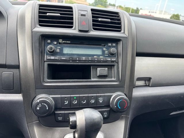 Used 2011 Crystal Black Pearl Honda LX image 13