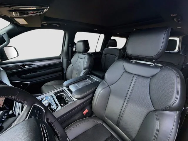 New 2026 High Gloss Black Jeep Upland image 25