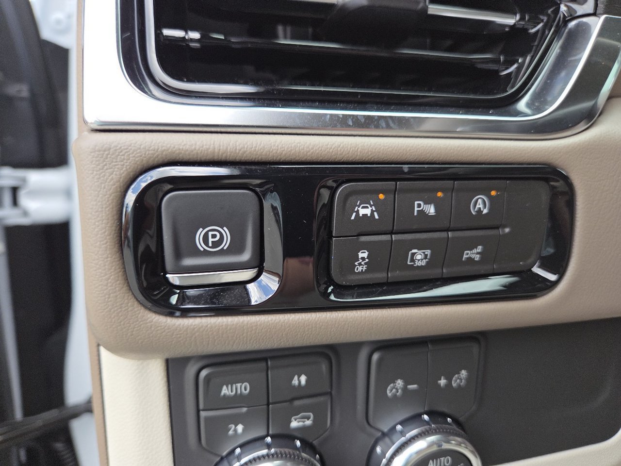 New 2026 Glacier White Tricoat GMC Denali image 13