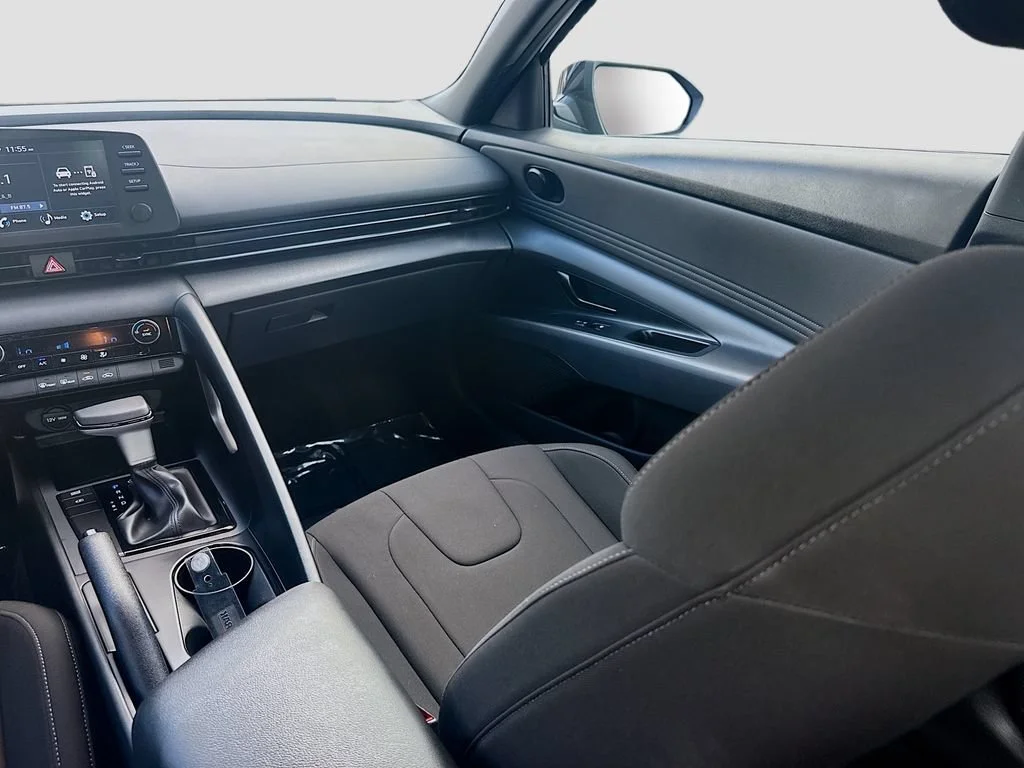 Used 2026 Intense Blue Hyundai SEL Sport image 19