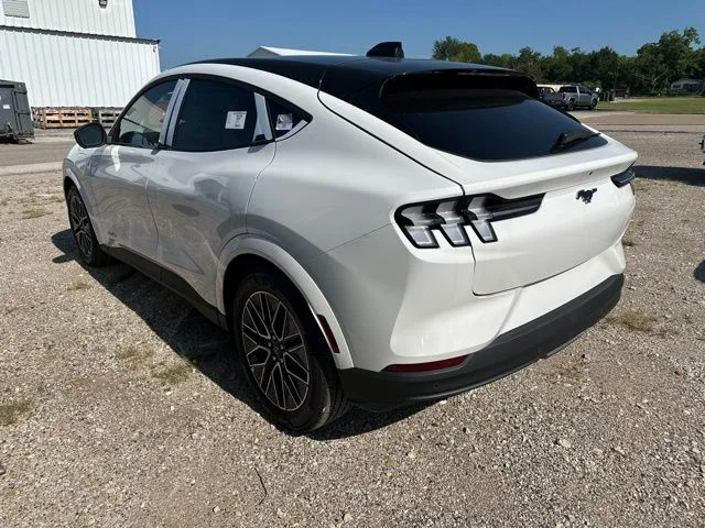 New 2026 Star White Metallic Tri-coat Ford Premium image 5