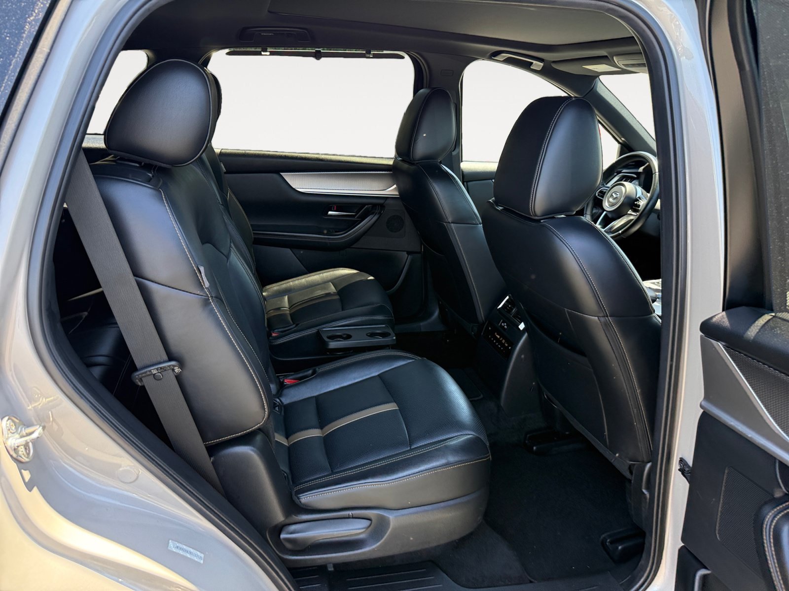Certified Used 2024 Platinum Mazda Premium Plus image 18