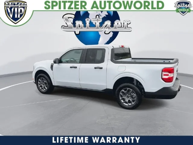 New 2026 Space White Metallic Ford XLT image 7