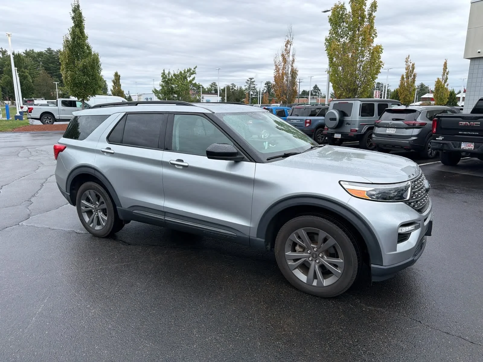 Used 2023 Iconic Silver Metallic Ford XLT image 5
