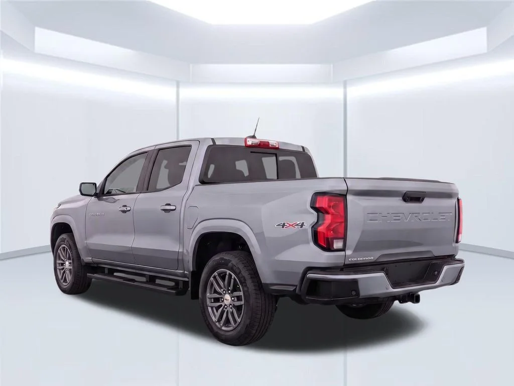 New 2026 Gray Chevrolet LT image 6