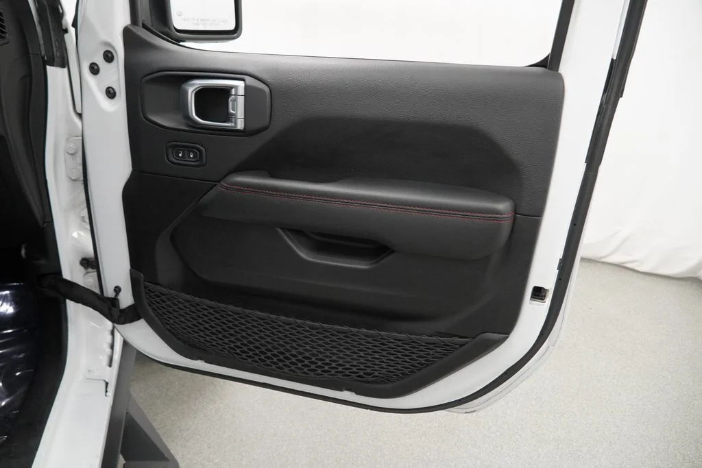 Certified Used 2022 White Jeep Rubicon image 47