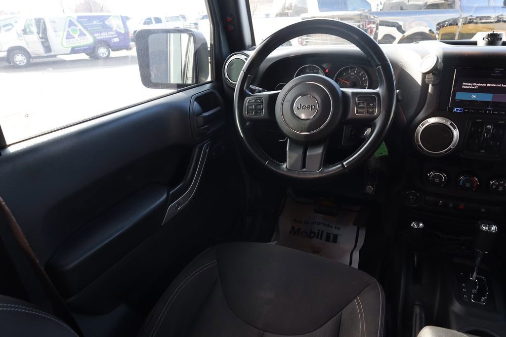 Used 2015 Anvil Clearcoat Jeep Rubicon image 19